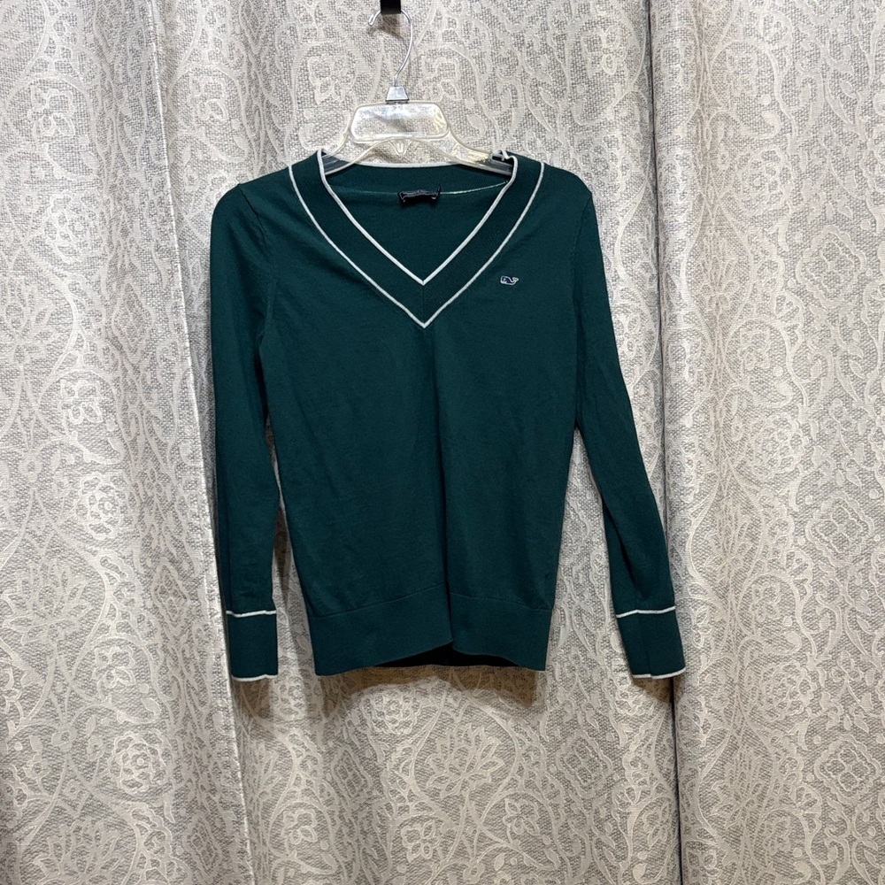 Vineyard vines Martha’s Vineyard  V-Neck XS men’s Sweater in Green